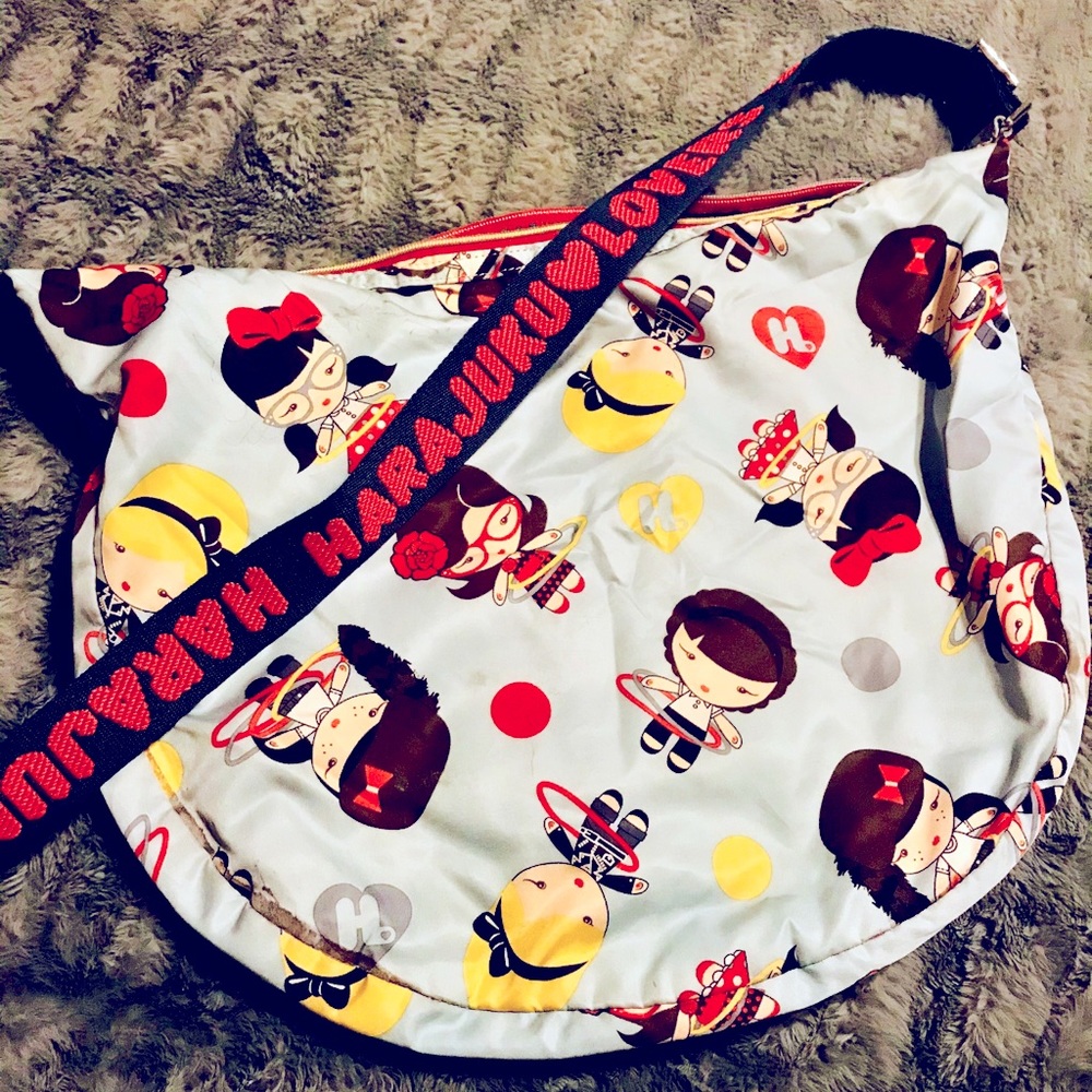 Stylish roomy bag!!!! Trendsetter!!!!